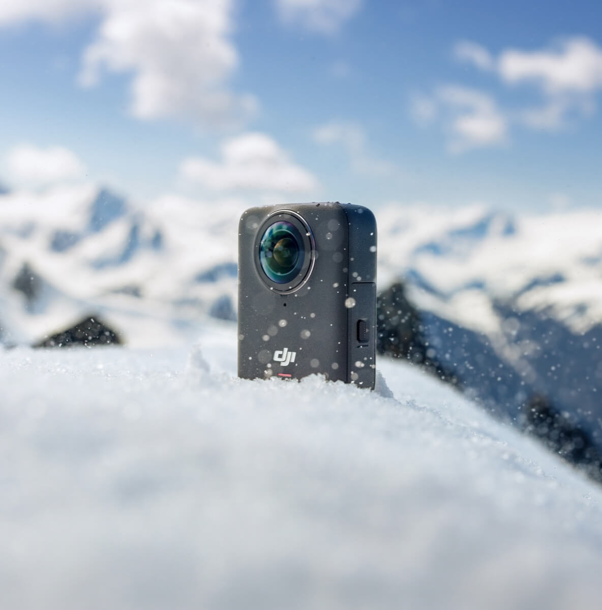 Камера DJI Osmo 360 Standard Combo — фото 17