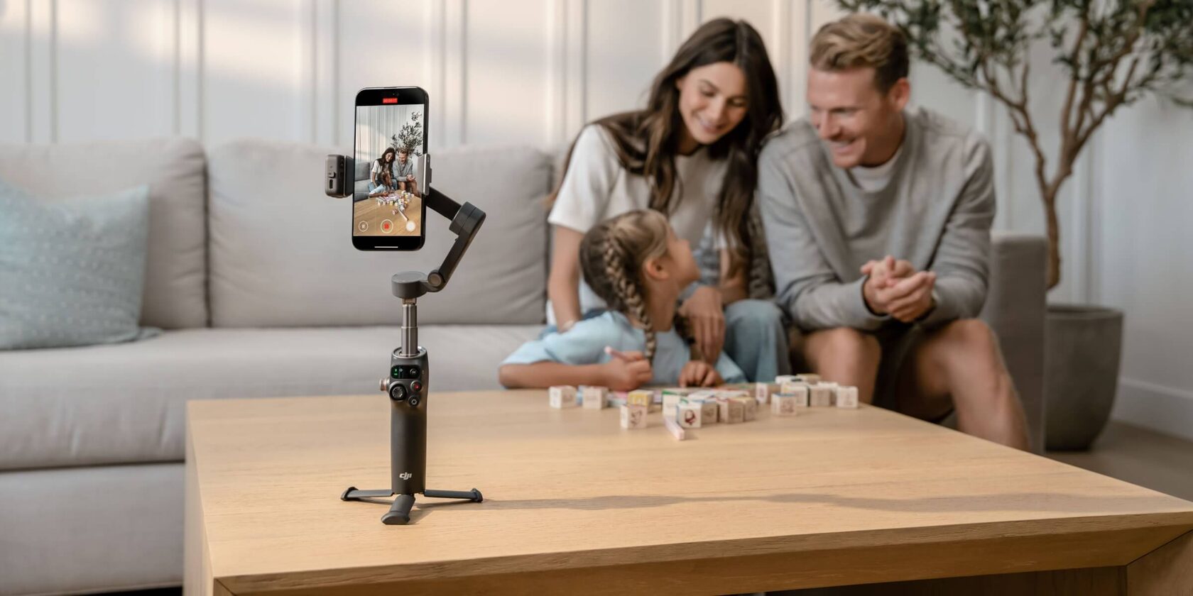 Стабилизатор DJI Osmo Mobile 8 Vlog Combo — фото 8