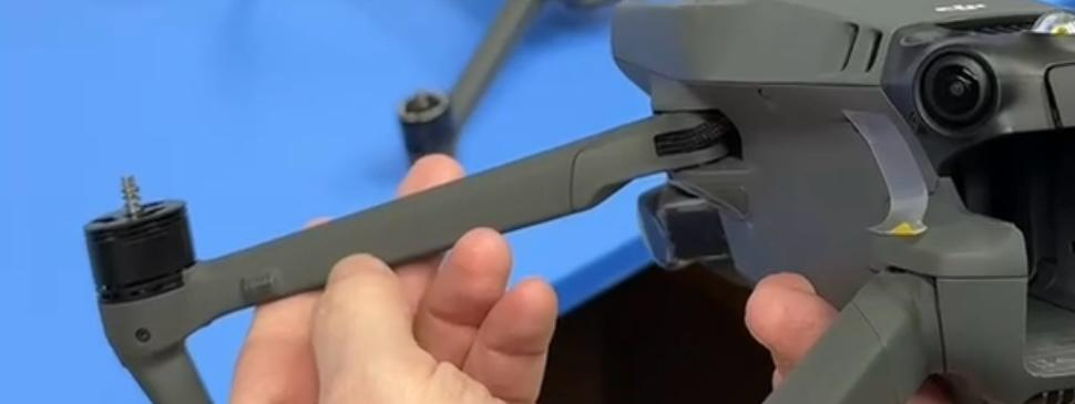 Корпус DJI Mavic 3T сзади