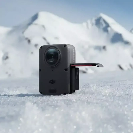 Камера DJI Osmo 360 II Adventure Combo